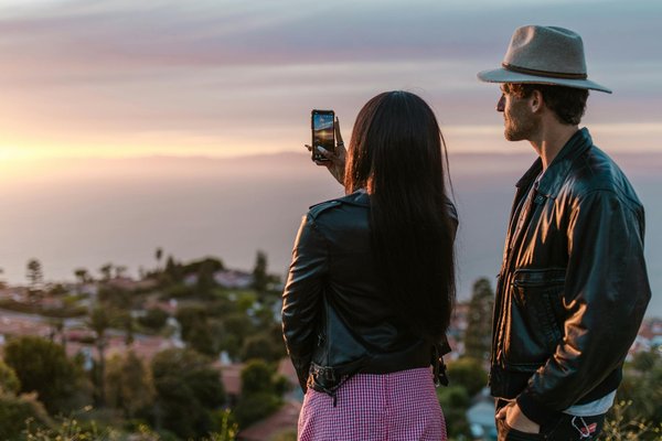 Préparez-vous à l'aventure : Conseils essentiels pour le camping et la randonnée hivernale