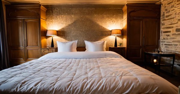 Séjour romantique : plongez dans une love room à bordeaux